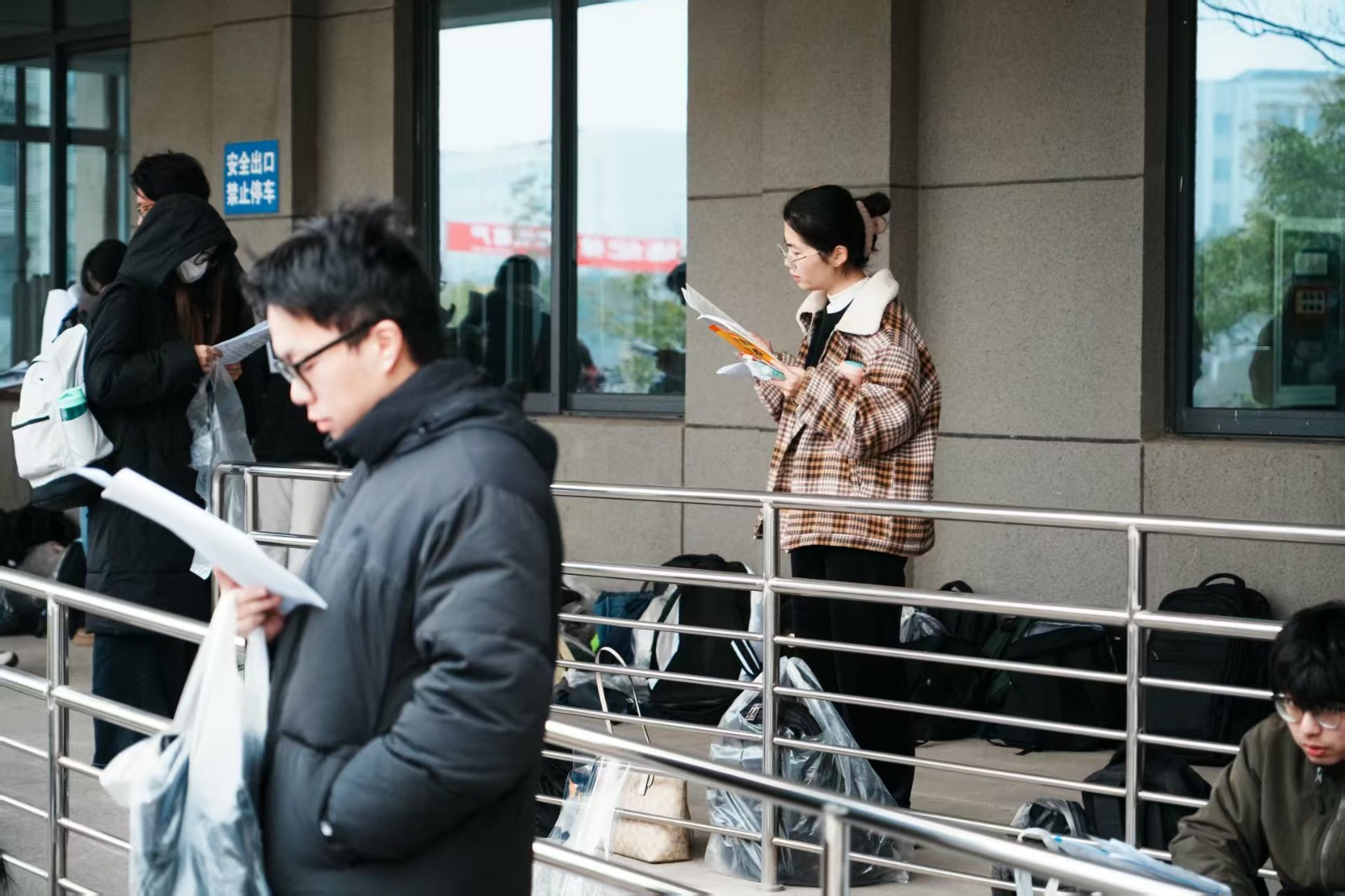 1766301867755279.jpg 1766301867755279.jpg